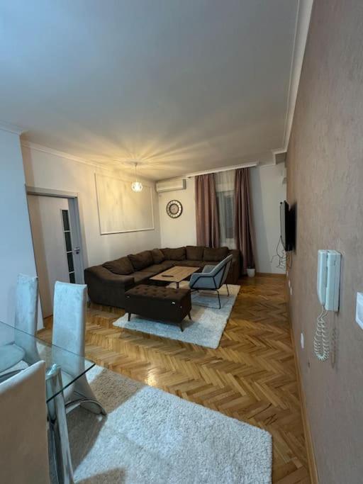Long Royal Lejlighed Podgorica Eksteriør billede