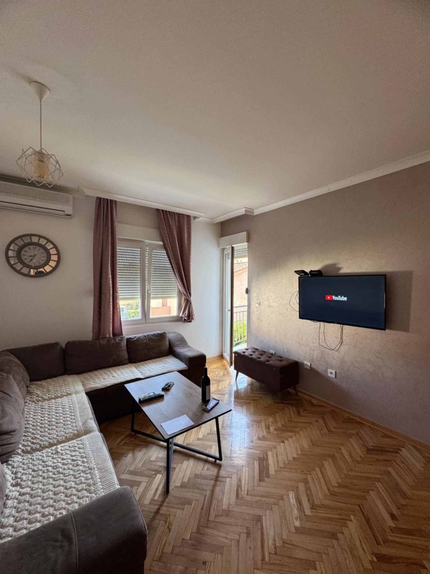 Long Royal Lejlighed Podgorica Eksteriør billede